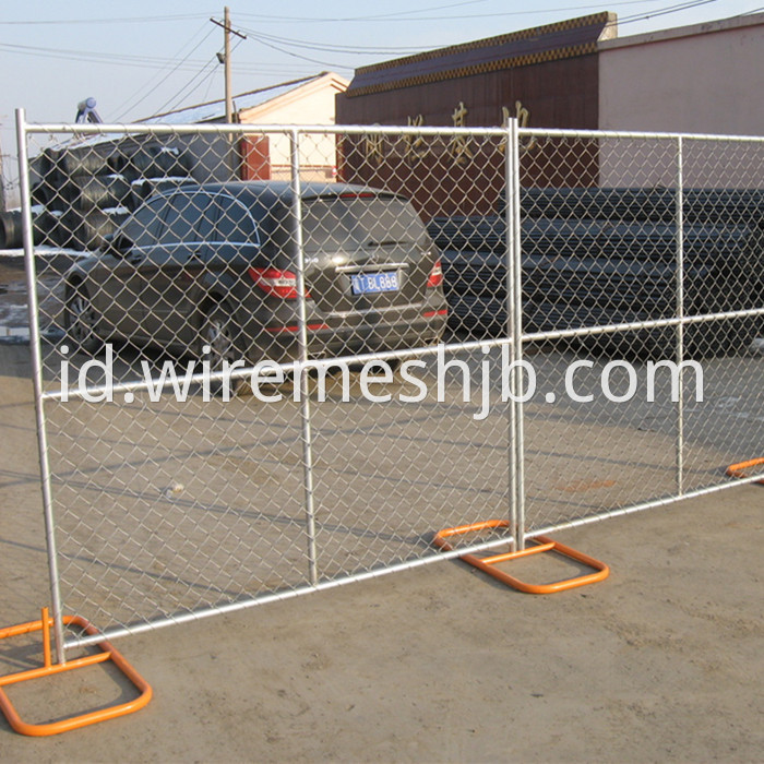 chain link mesh temporary fence